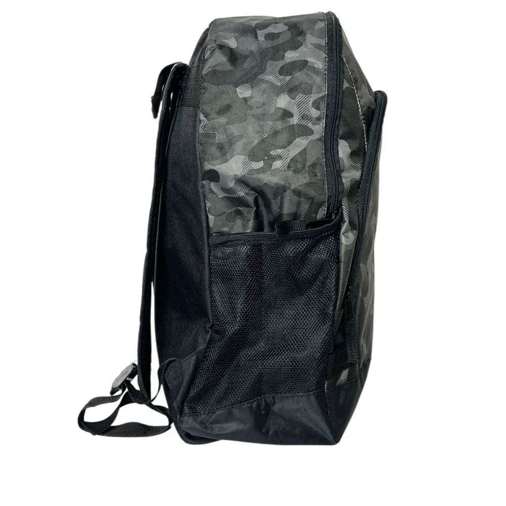 Metropack Black Gray Camo Zip‎ And Mesh Side Pockets 17